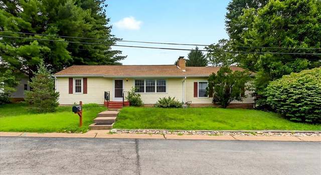 Photo of 2138 Oak Dr, St Louis, MO 63131