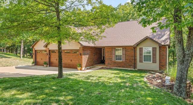 Photo of 3 Redbriar Ct, High Ridge, MO 63049
