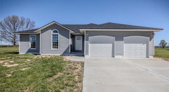 Photo of 19901 Destiny Rd, Lebanon, MO 65536