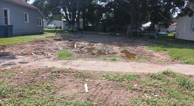 Photo of 214 Cook Ave, Chaffee, MO 63740