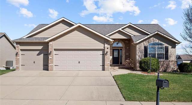 Photo of 3100 Birmingham Dr, Glen Carbon, IL 62034