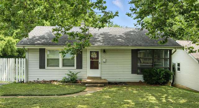 Photo of 8417 Madeline Dr, St John, MO 63114