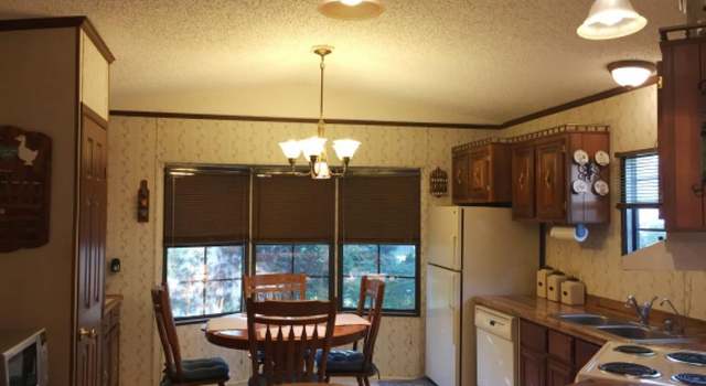 Photo of 2329 Maynor Dr, East Saint Louis, IL 62206