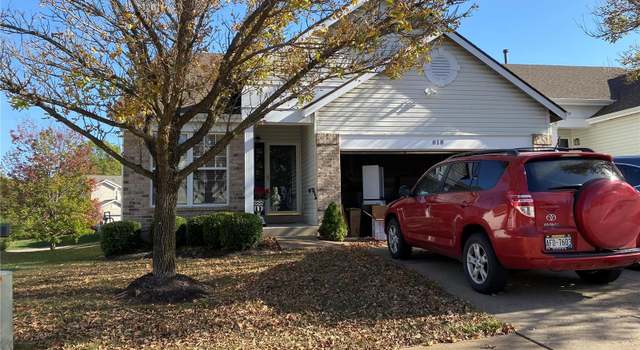 Photo of 818 Whispering Vlg, Ballwin, MO 63021