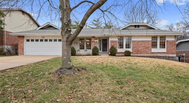 Property at 5331 Chapelford Ln, St Louis, MO 63119, 3 beds, 3 baths
