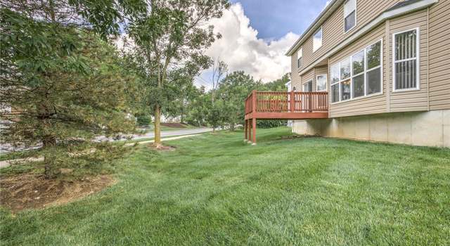 Photo of 10 Ashbury Crossing Ct, St Louis, MO 63034