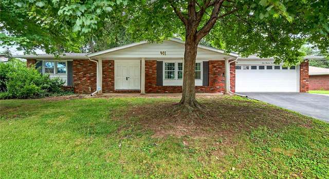 Photo of 401 Willowbrook Ln, Collinsville, IL 62234