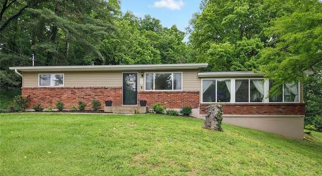 Photo of 210 Creekwood Dr, Arnold, MO 63010