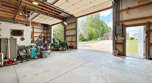 Photo of 5262 State Route 156, Waterloo, IL 62298