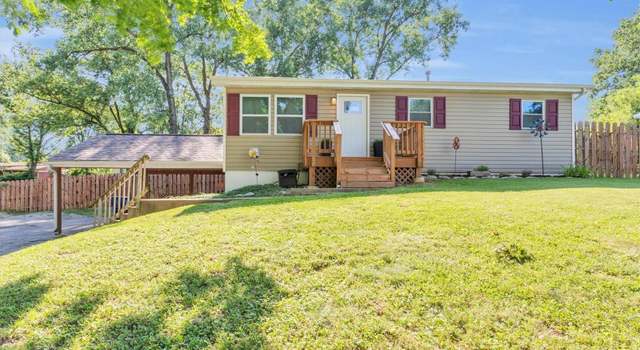 Photo of 867 Starlight Dr, St Charles, MO 63304