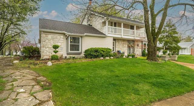 Photo of 2156 Courtleigh Ln, Chesterfield, MO 53017