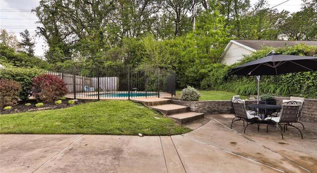Photo of 7324 Northmoor Dr, University City, MO 63105