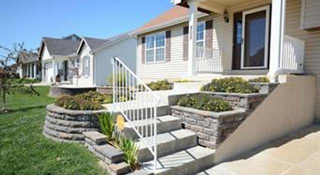 Photo of 805 Wenstone Park Dr, Wentzville, MO 63385