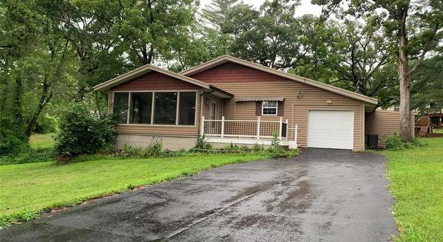Photo of 431 Westlake Dr, Saint Clair, MO 63077