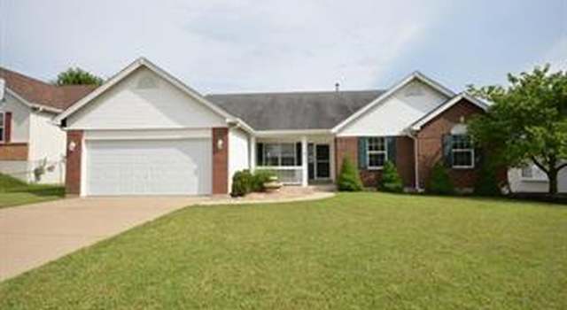 Photo of 104 Coppersmith Ct, St Charles, MO 63301