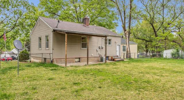 Photo of 10233 Mary Jane Ct, St Ann, MO 63074