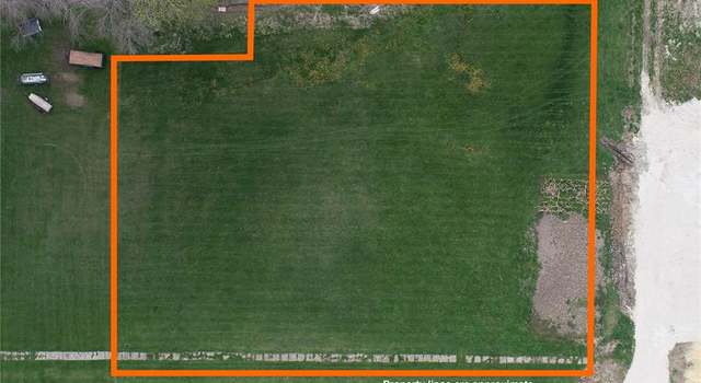 Photo of 415 N 5th St, La Belle, MO 63447