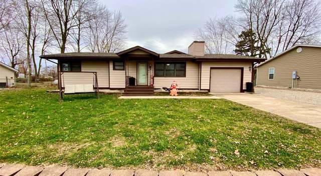 Photo of 615 E National St, Richland, MO 65556
