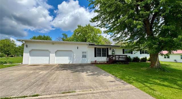 Photo of 512 N 5th St, La Belle, MO 63447