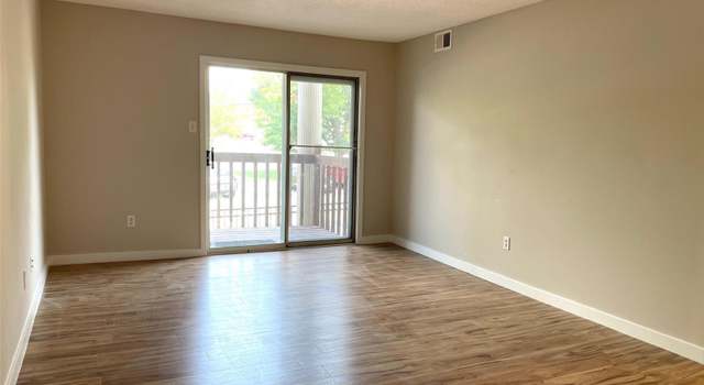 Photo of 2524 Creve Coeur Mill Rd #7, Maryland Heights, MO 63043
