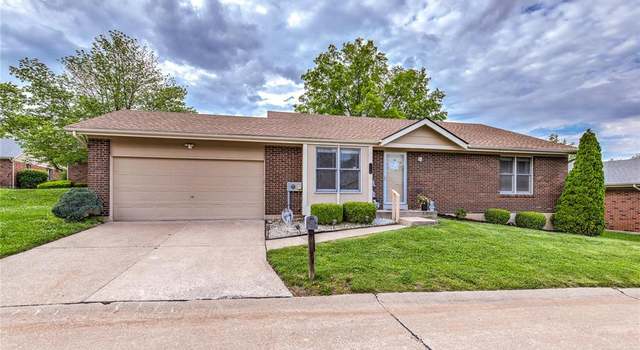 Photo of 6558 Dolphin Cir, Florissant, MO 63033