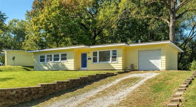 Photo of 27 Redwood Dr, Florissant, MO 63031