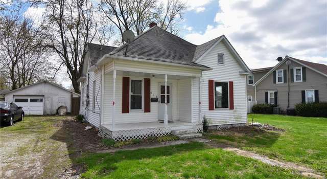 Photo of 610 Panhorst St, Staunton, IL 62088