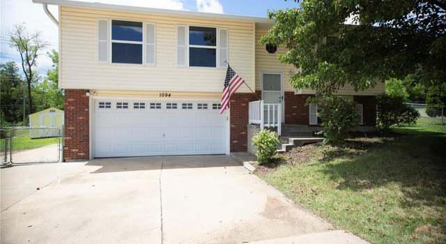 Photo of 1094 Fawn Ridge Dr, O'fallon, MO 63366