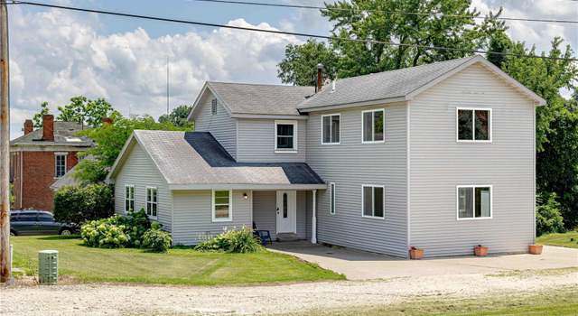 Photo of 109 N 4th St, Clarksville, MO 63336