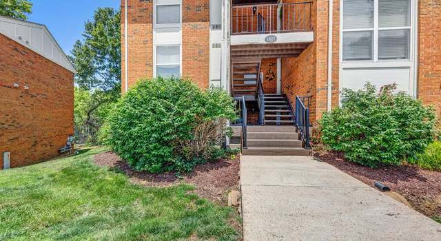 Photo of 1937 Greenpoint Dr #104, Kirkwood, MO 63122