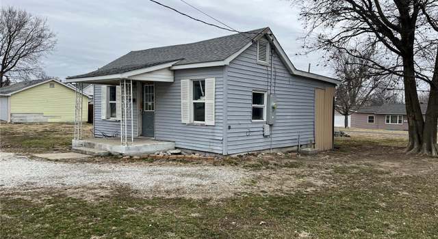 Photo of 207 S Mcgill St, Jerseyville, IL 62052