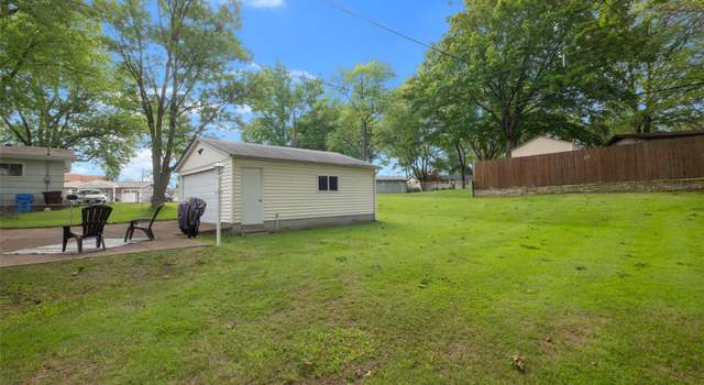 Photo of 1170 Hallwood Dr, Florissant, MO 63033