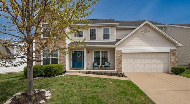 Photo of 1704 Briarmanor Dr, Lake St Louis, MO 63367