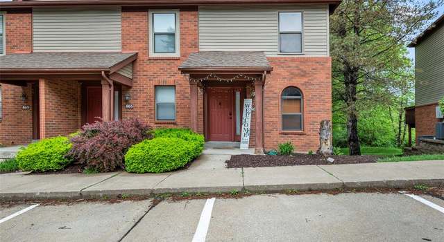 Photo of 861 Forest Trace Dr Unit D, Chesterfield, MO 63017