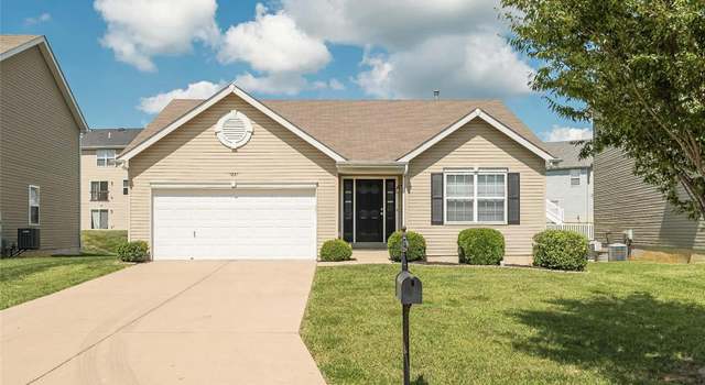 Photo of 1221 Woodgrove Park Dr, O'fallon, MO 63366