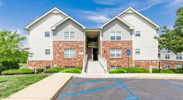 Photo of 1433 Piedmont Cir, St Peters, MO 63304
