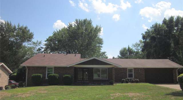 Photo of 2100 Green Slope Dr, St Louis, MO 63136