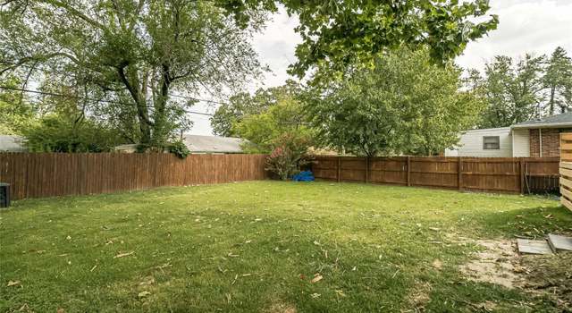 Photo of 727 Dallwood Dr, St Louis, MO 63126