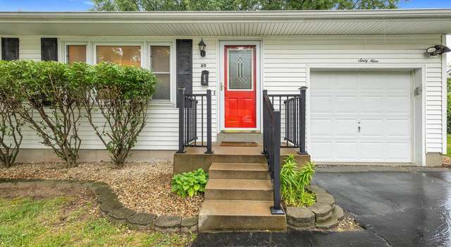 Photo of 69 Oakdale Ave, St Charles, MO 63301