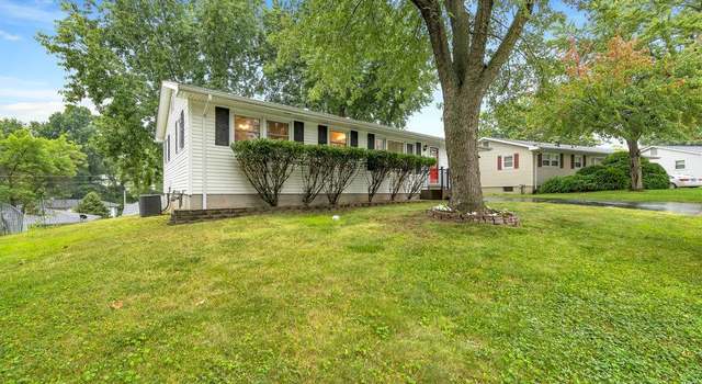 Photo of 69 Oakdale Ave, St Charles, MO 63301
