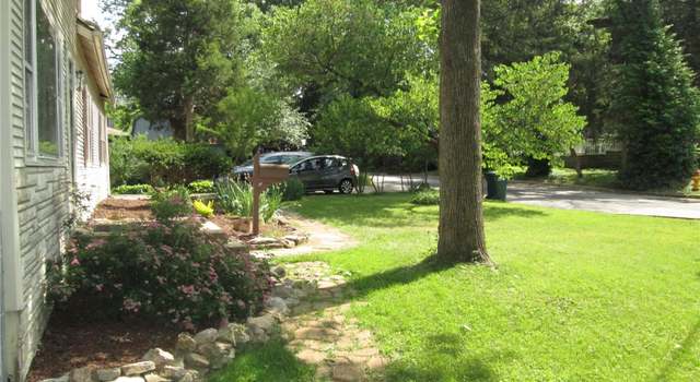 Photo of 270 Lucille Ave, Webster Groves, MO 63119