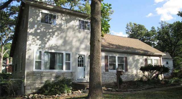 Photo of 270 Lucille Ave, Webster Groves, MO 63119