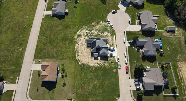 Photo of 505 Bluff Meadows Dr, Valmeyer, IL 62295