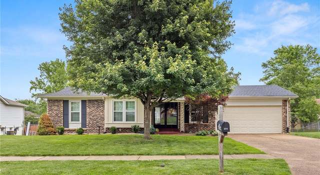 Photo of 894 Napoli Dr, Ballwin, MO 63021
