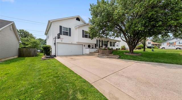 Photo of 1575 Tea Party Ln, O'fallon, MO 63366