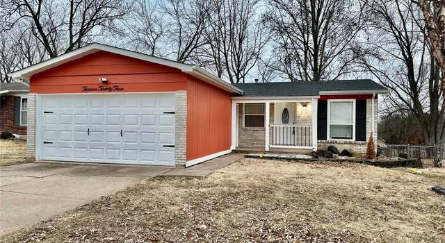 Photo of 1323 Kew Gardens Dr, Florissant, MO 63031