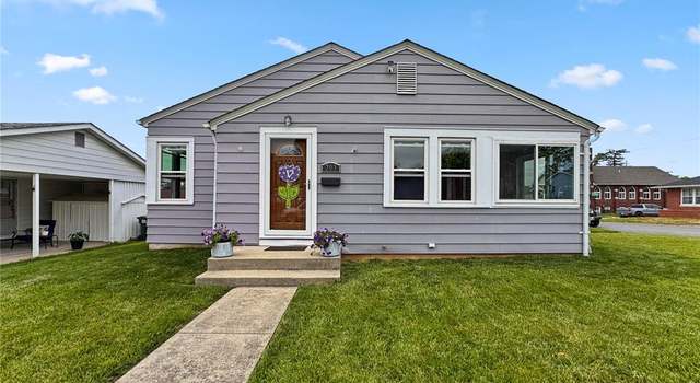 Photo of 203 W Washington St, Columbia, IL 62236
