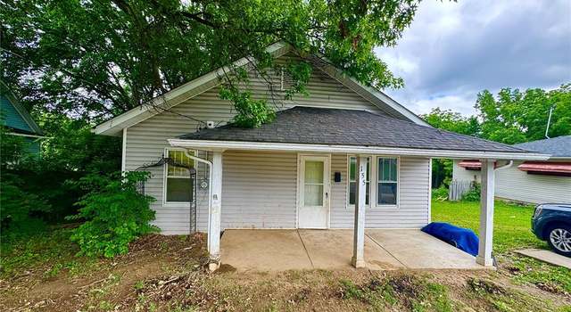 Photo of 155 W Bonfils St, Troy, MO 63379