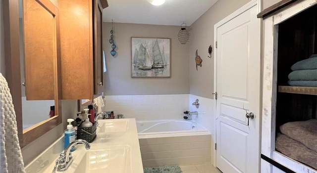 Photo of 17864 Banjo Rd, Crocker, MO 65452