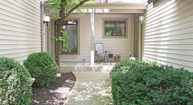 Photo of 617 Painted Vista Dr, Ballwin, MO 63021